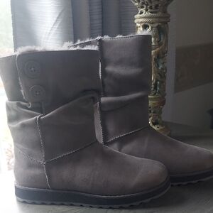 NWOB Skechers Gray Winter Boots with Button Detail